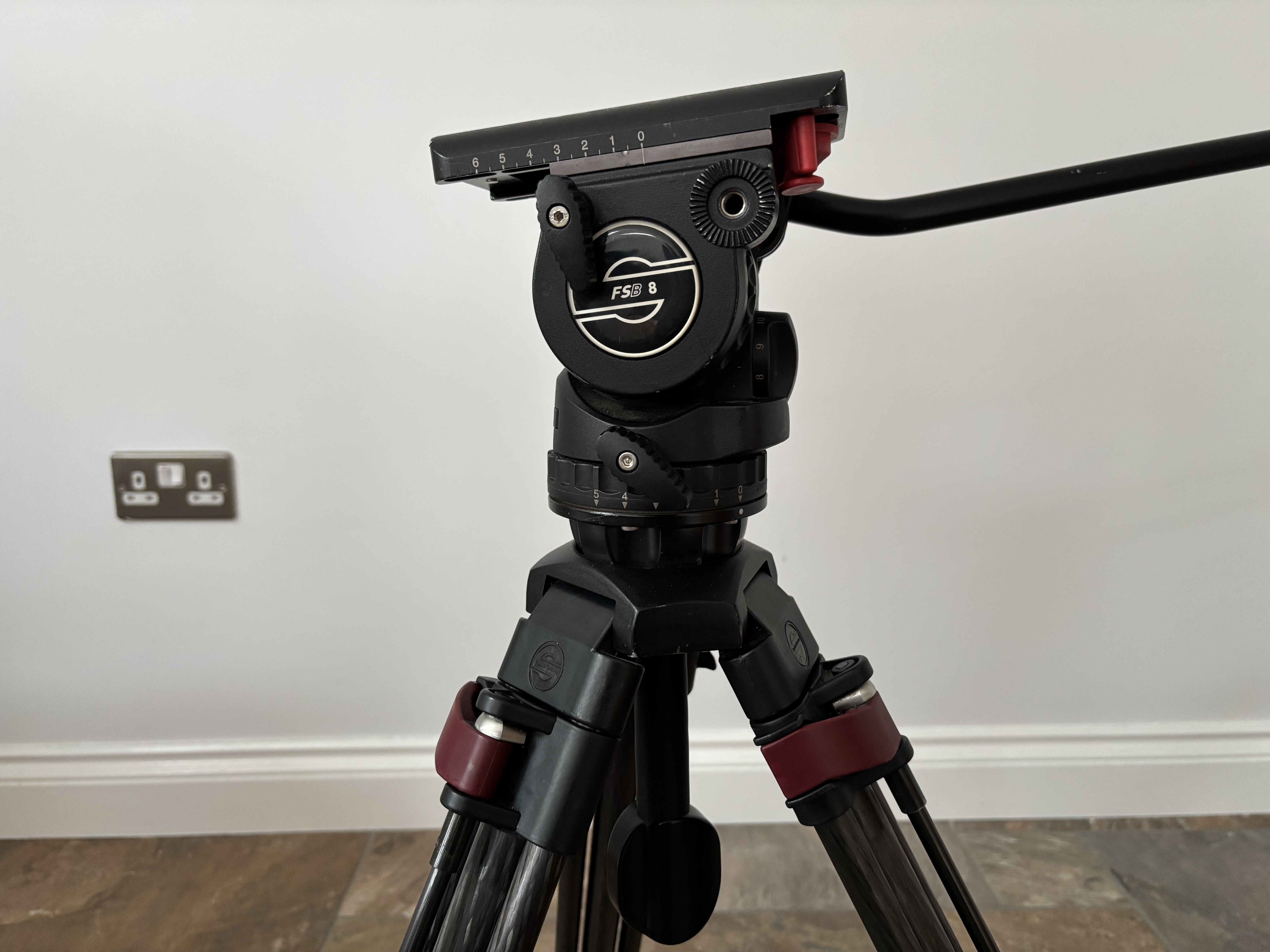 Sachtler fsb 8 tripod