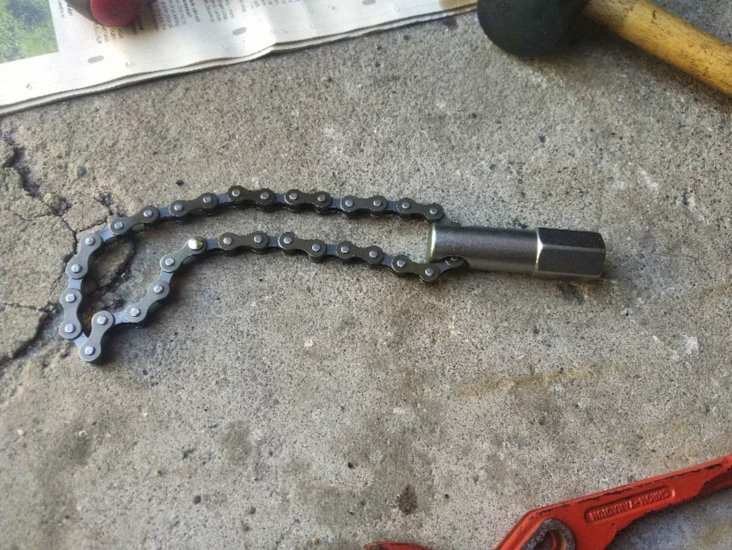 Oljefilteravdragare kedja