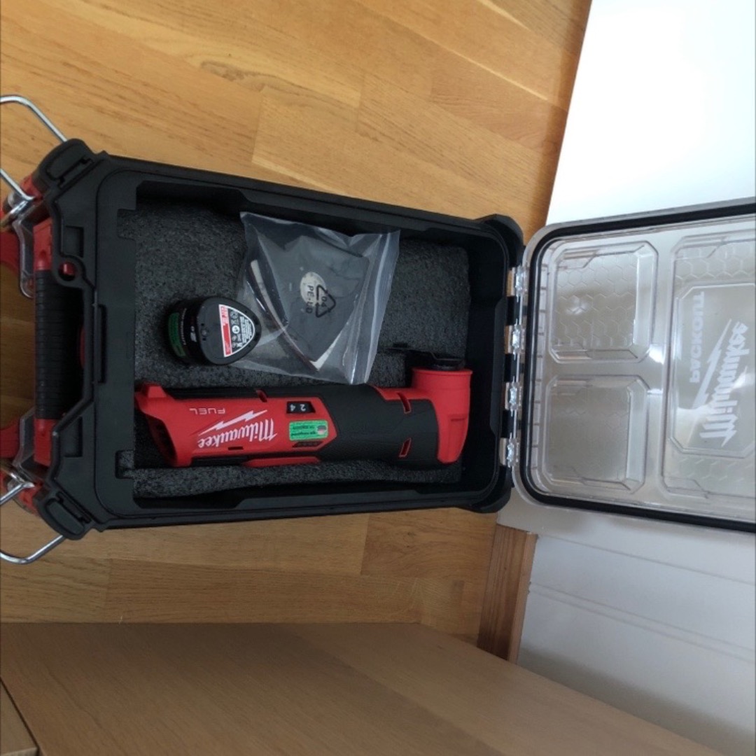 Milwaukee m12 fmt feinsag