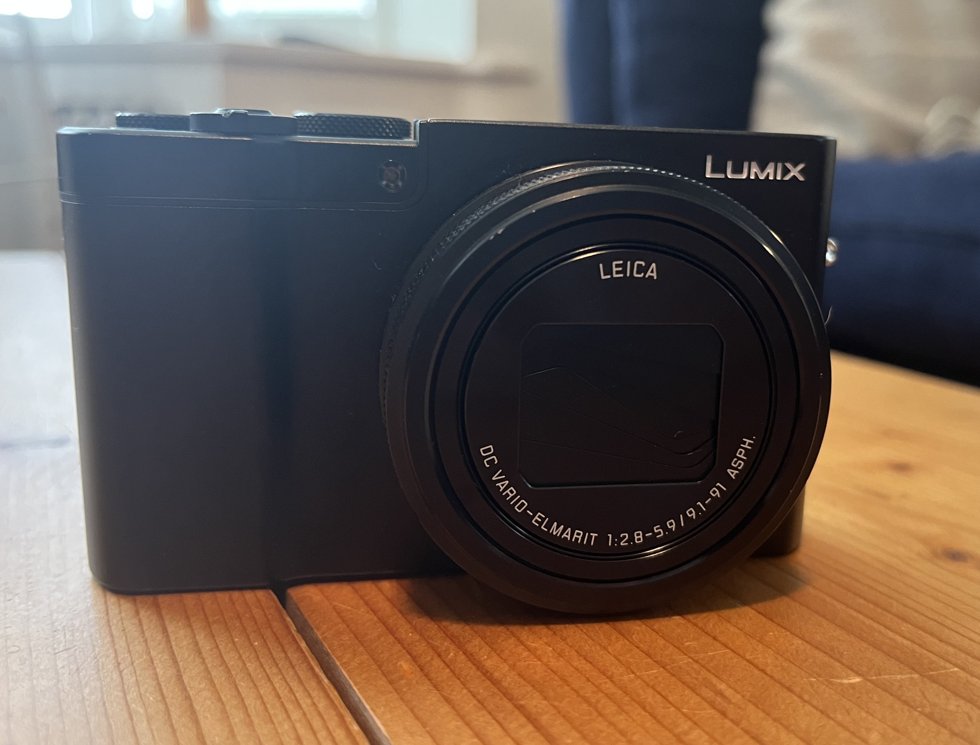 Lumix digital travel camera dmc-tz100eb