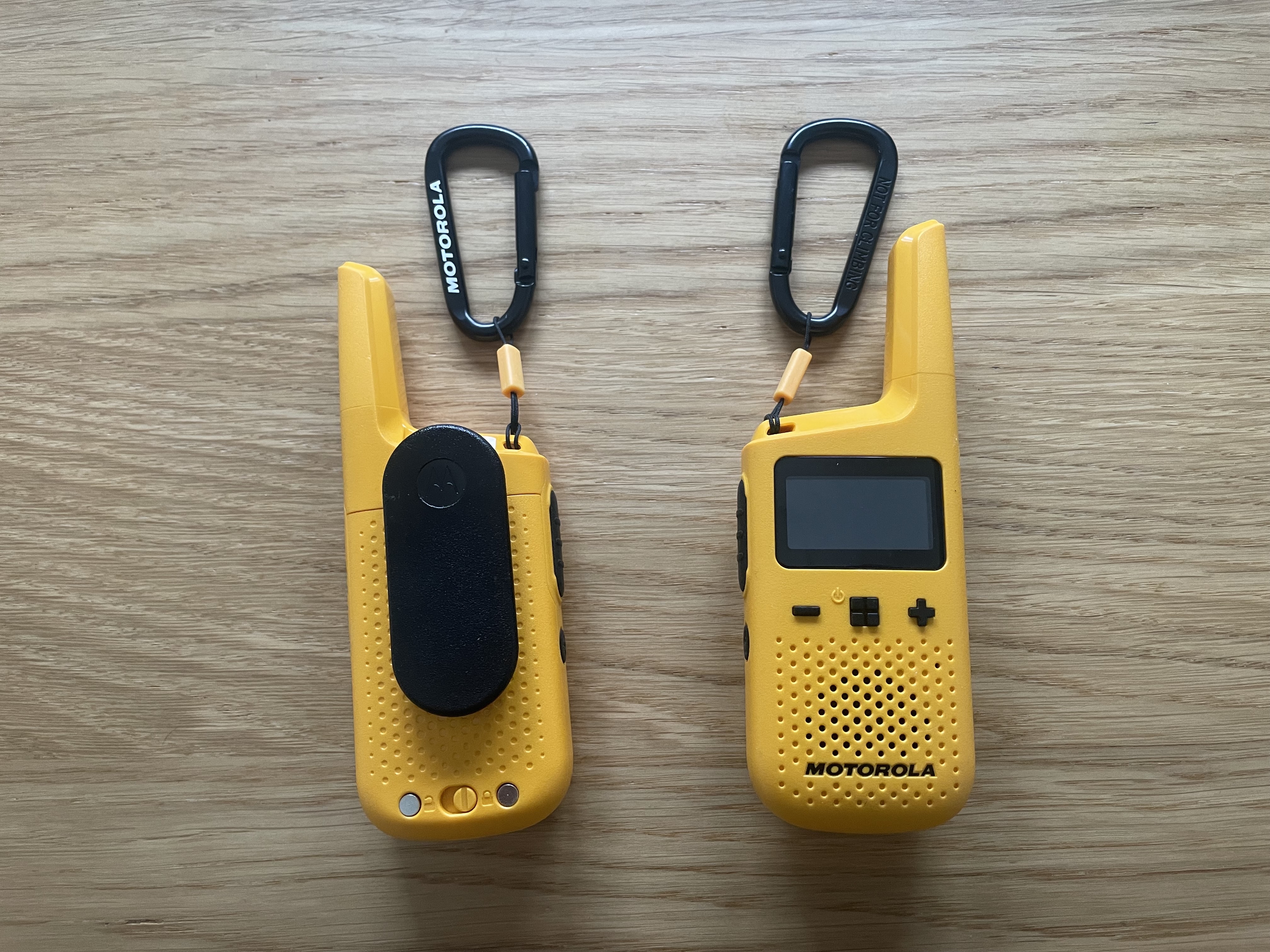 Motorola t72  pmr license free weatherproof walkie talkie x2