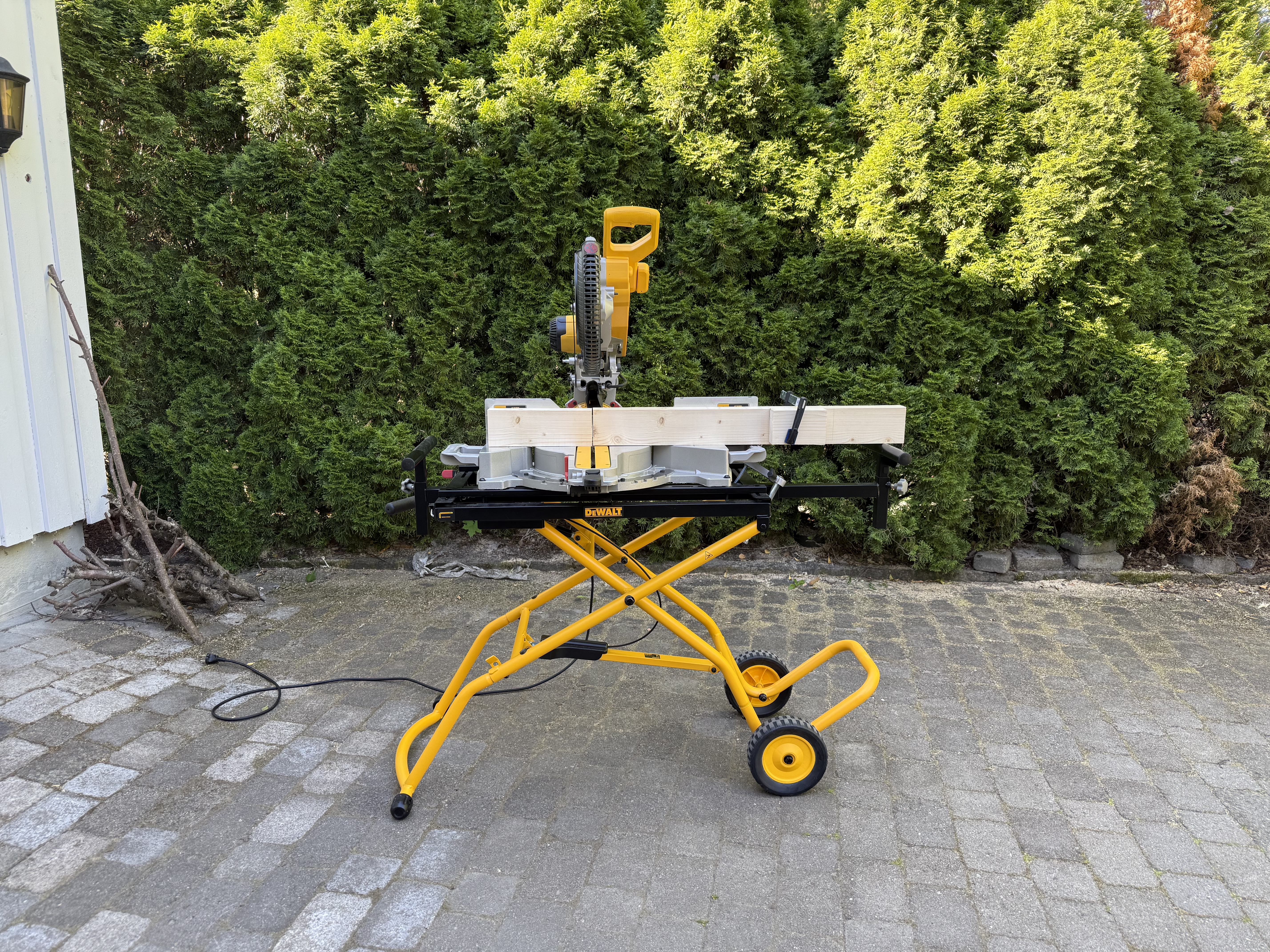 Dewalt kappsag til leie