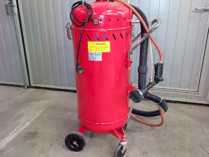 Punktbläster med utstug