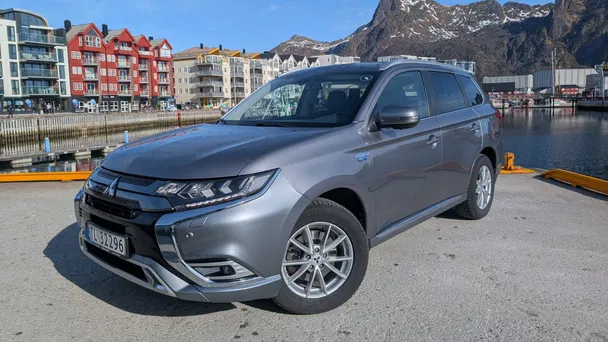 Mitsubishi phev 2019
