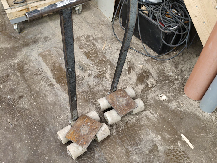 Raskaat kuljetin alustat