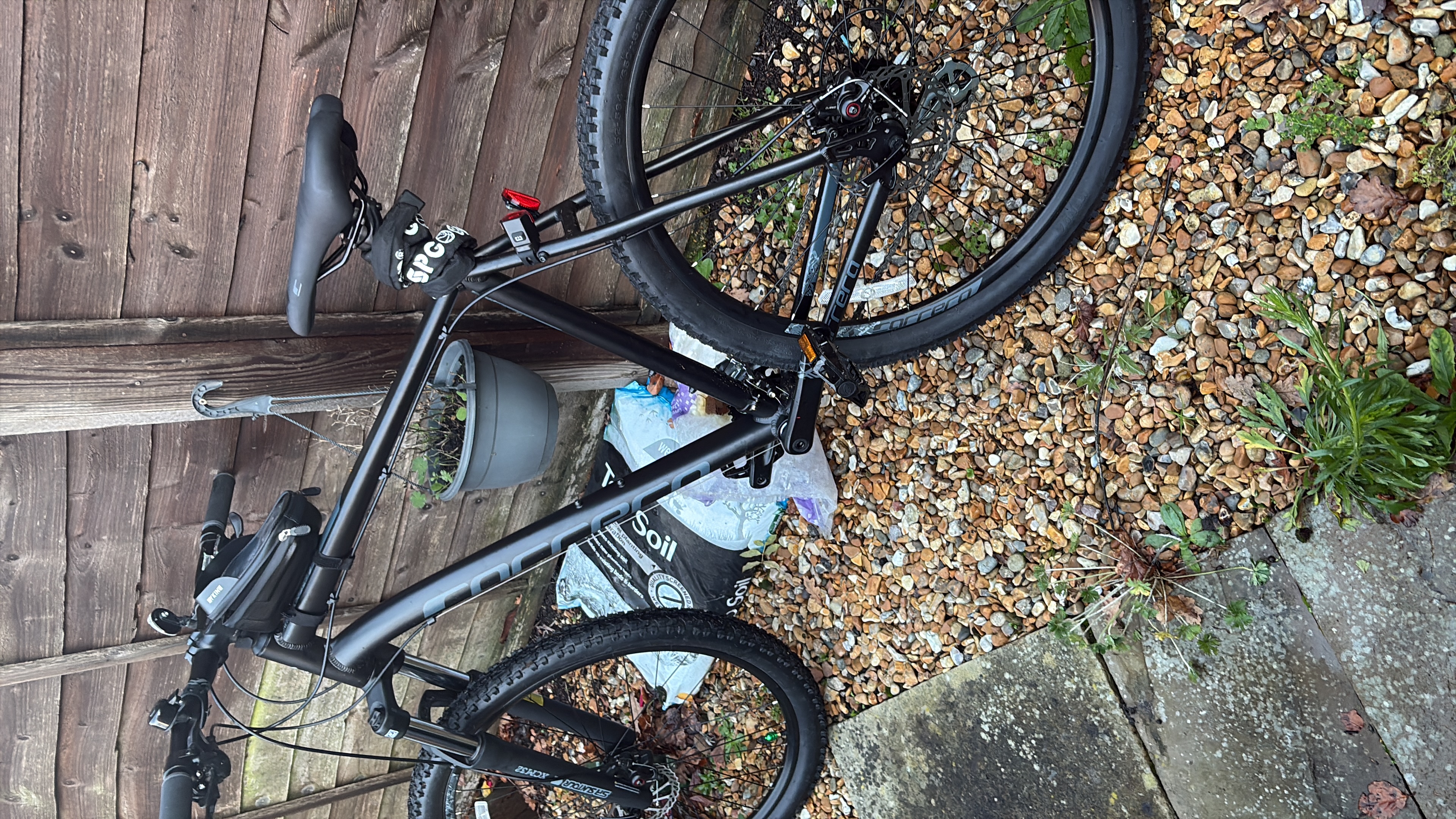 Carrera vengance xl black