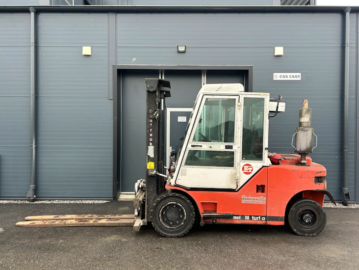 Lyfthjälp med truck i vallentuna från 200kg-3000kg