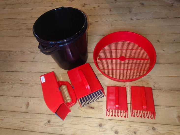 Bärplockare för familjen rensare & hinkar