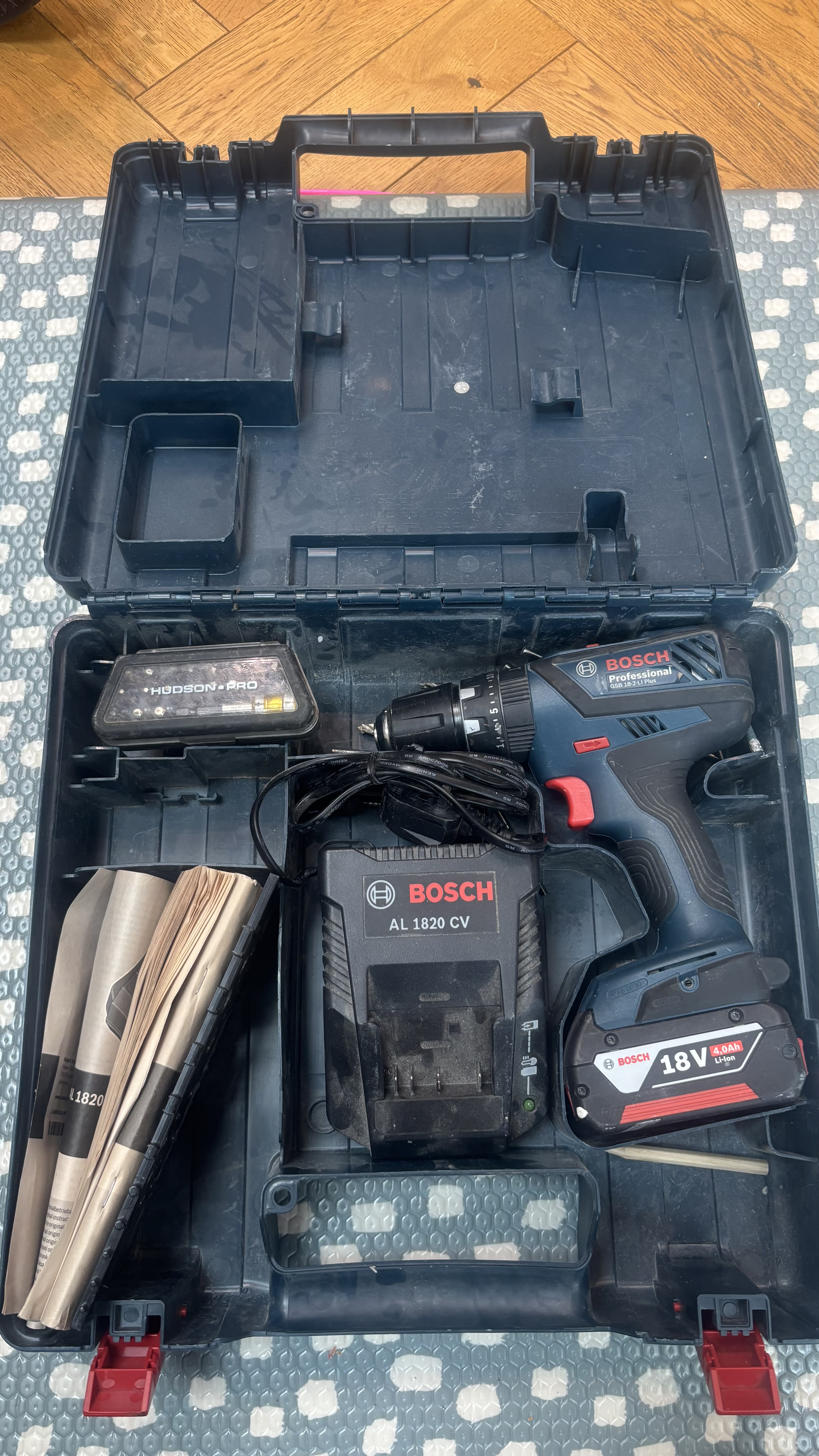 Bosch professional 18v cordless drill