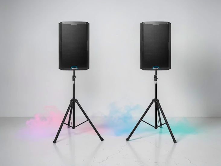 Kraftigt högtalarpaket på 5000w med bluetooth