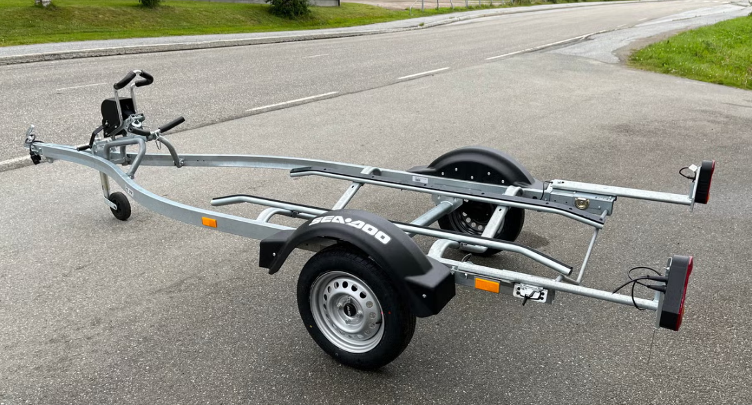 Trailer för vattenskoter eller mindre båt