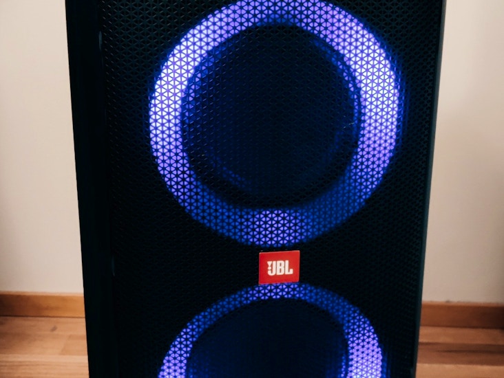 Jbl partybox, mikrofoni