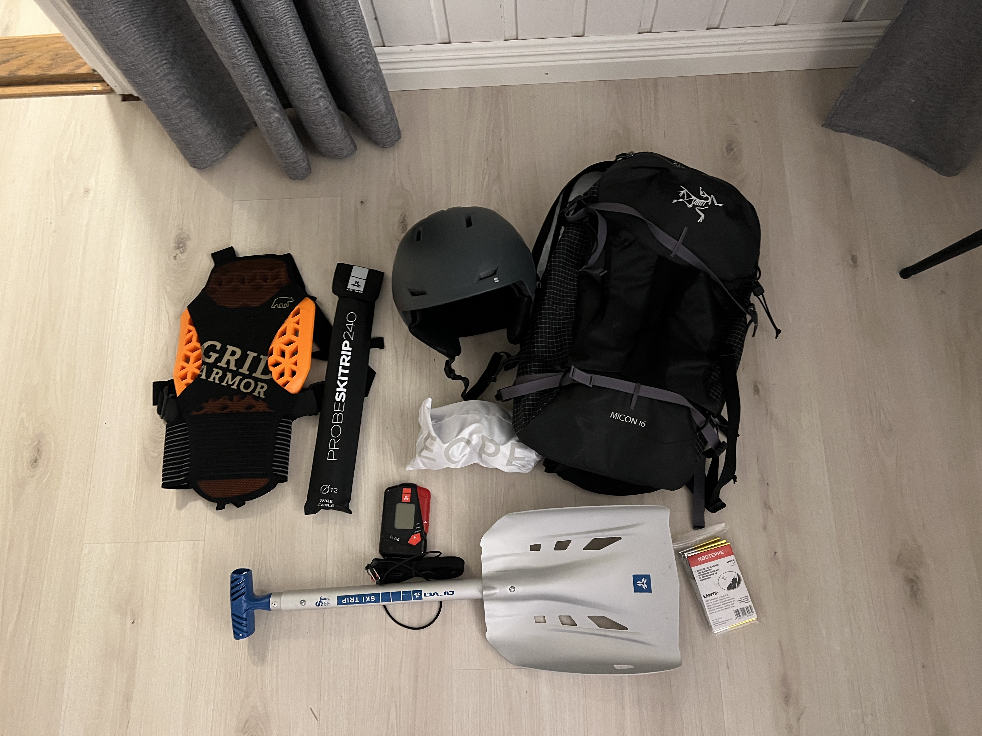 Skredutstyr med sekk