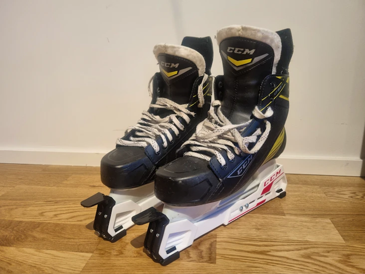 Skridskor storlek 43