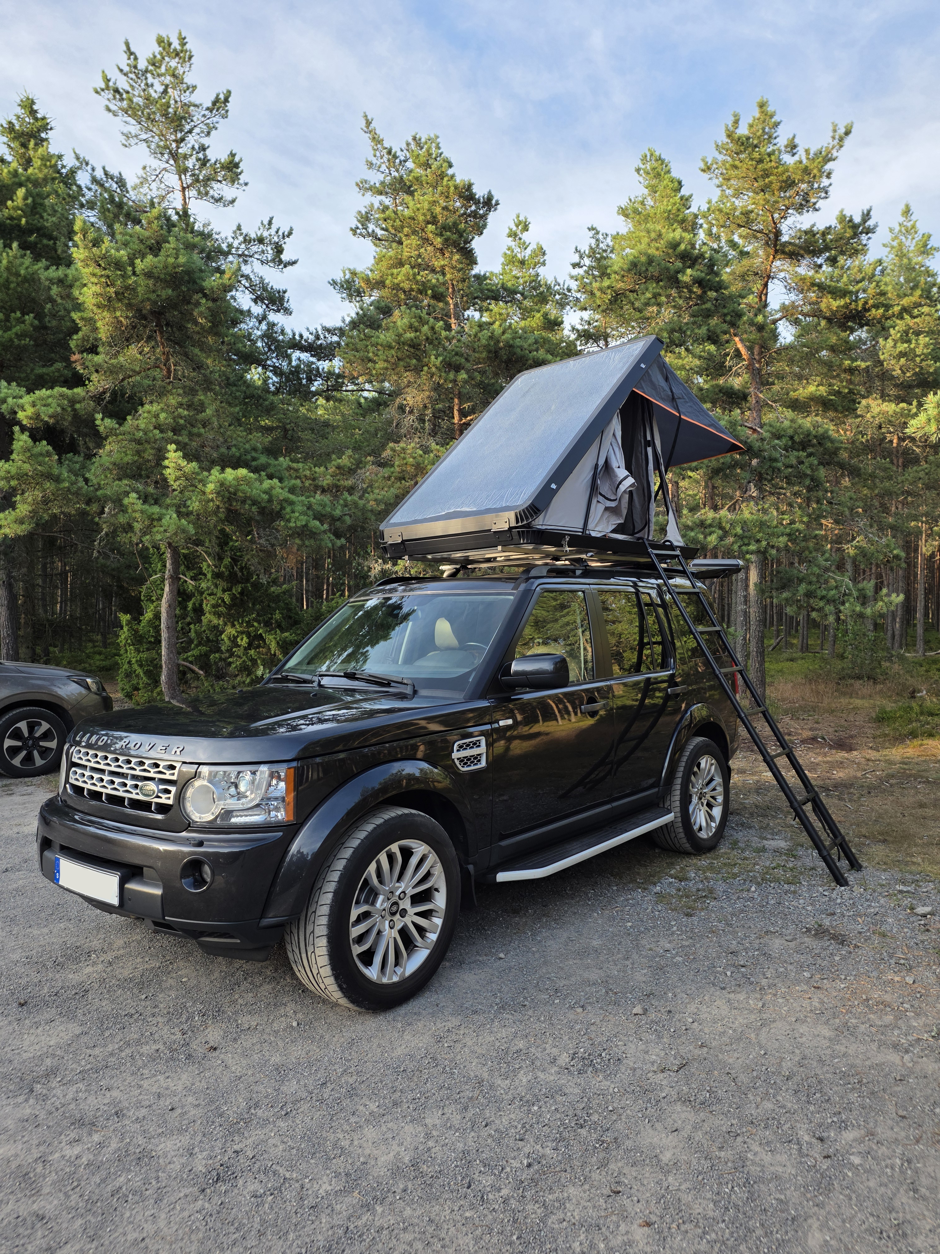 Land rover discovery 4 campervan med taktält