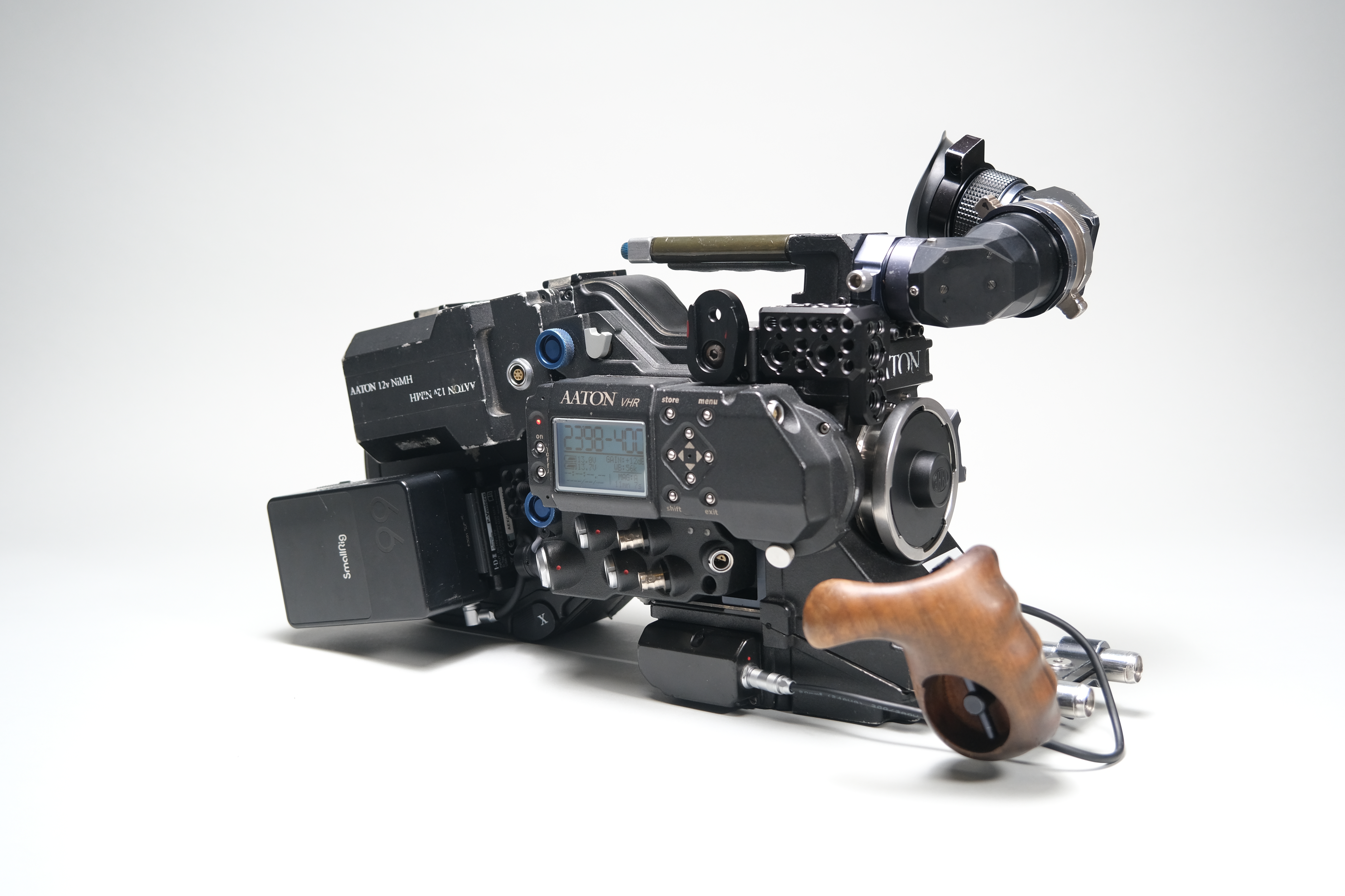 Aaton xtera s16 film camera with hd tap xtr