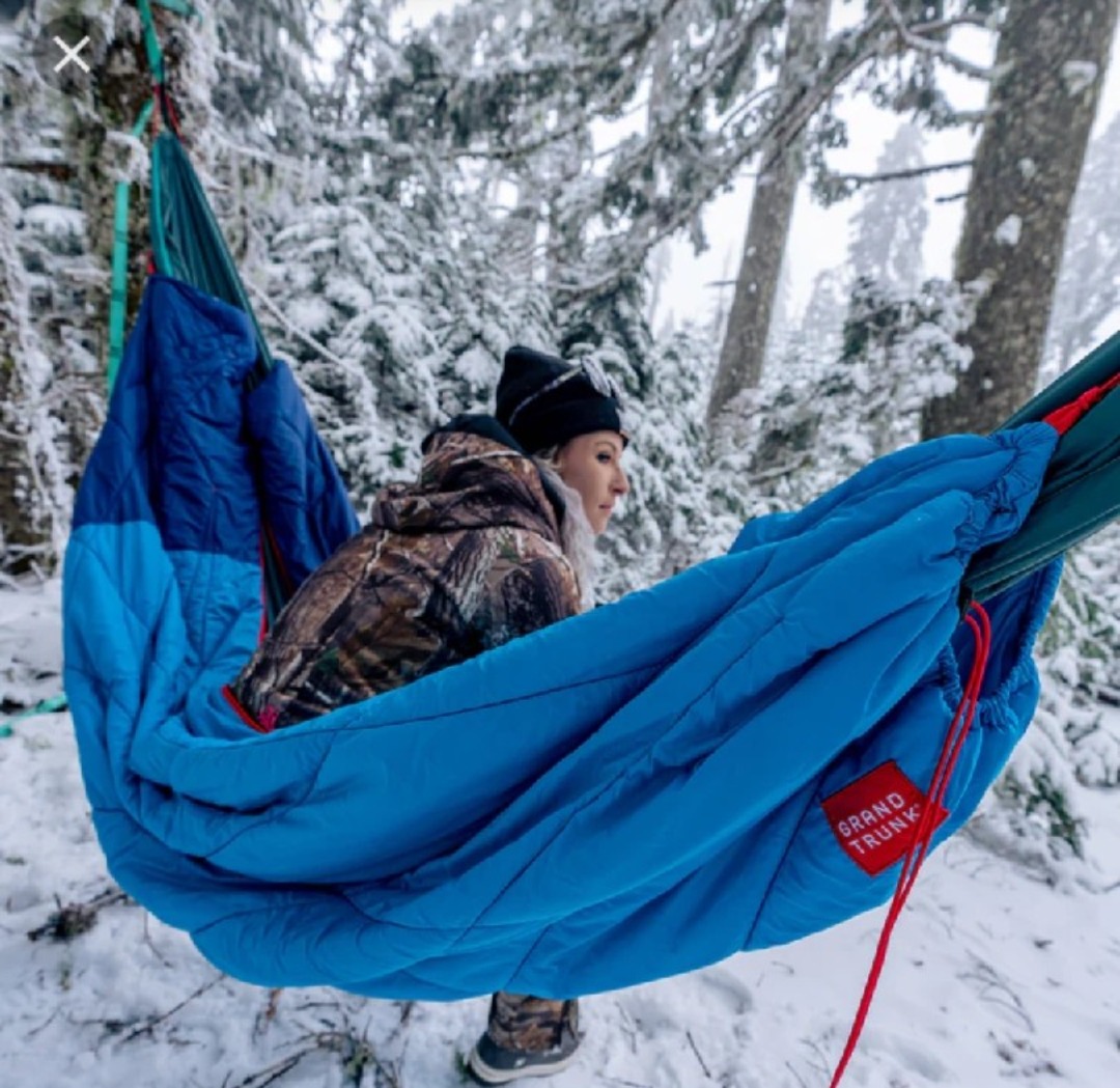 Hengekøye og varmende underquilt (som sovepose for hengekøyen)