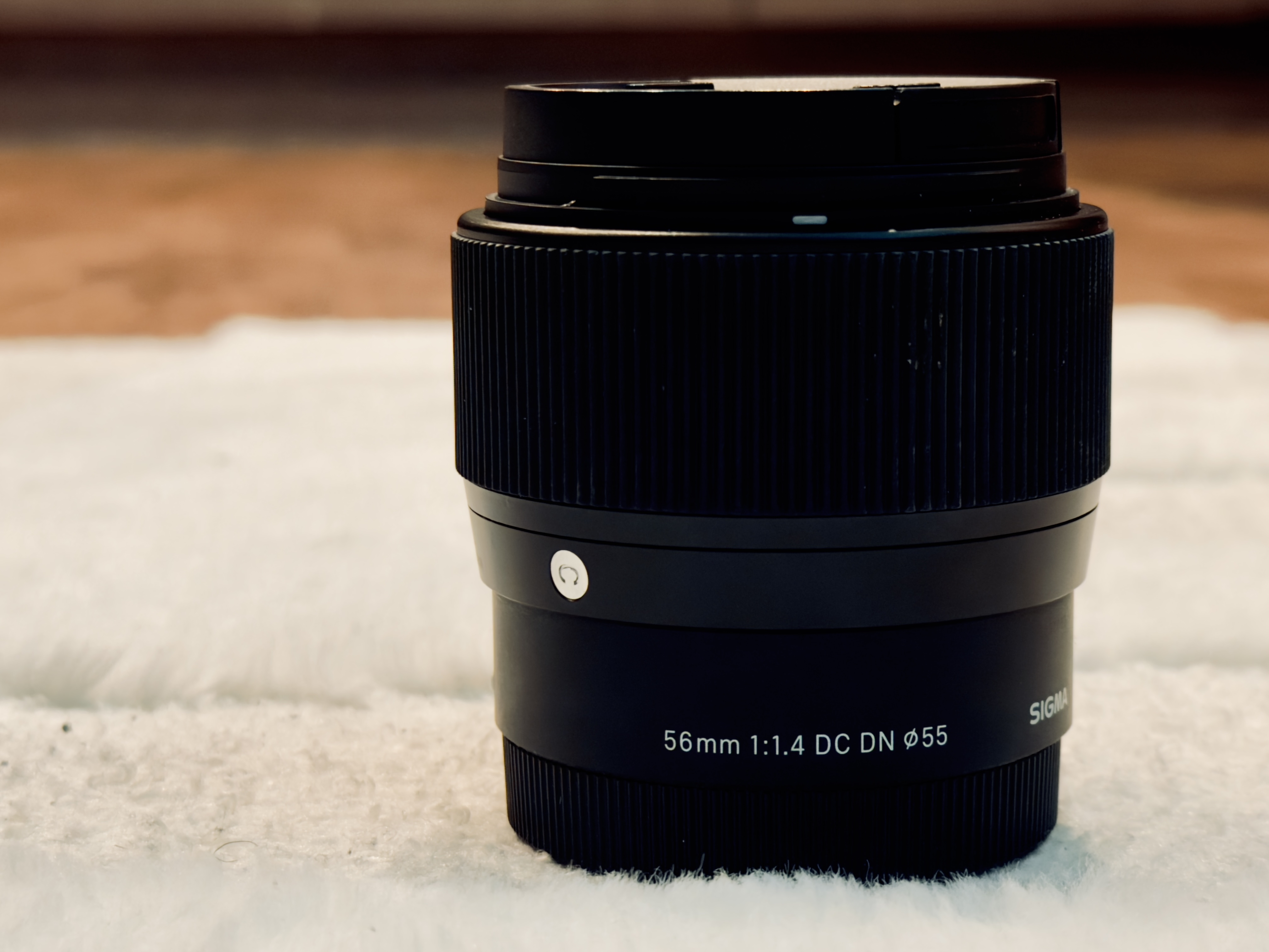 Sigma 56mm f1.4 dc dn  (1 lens)