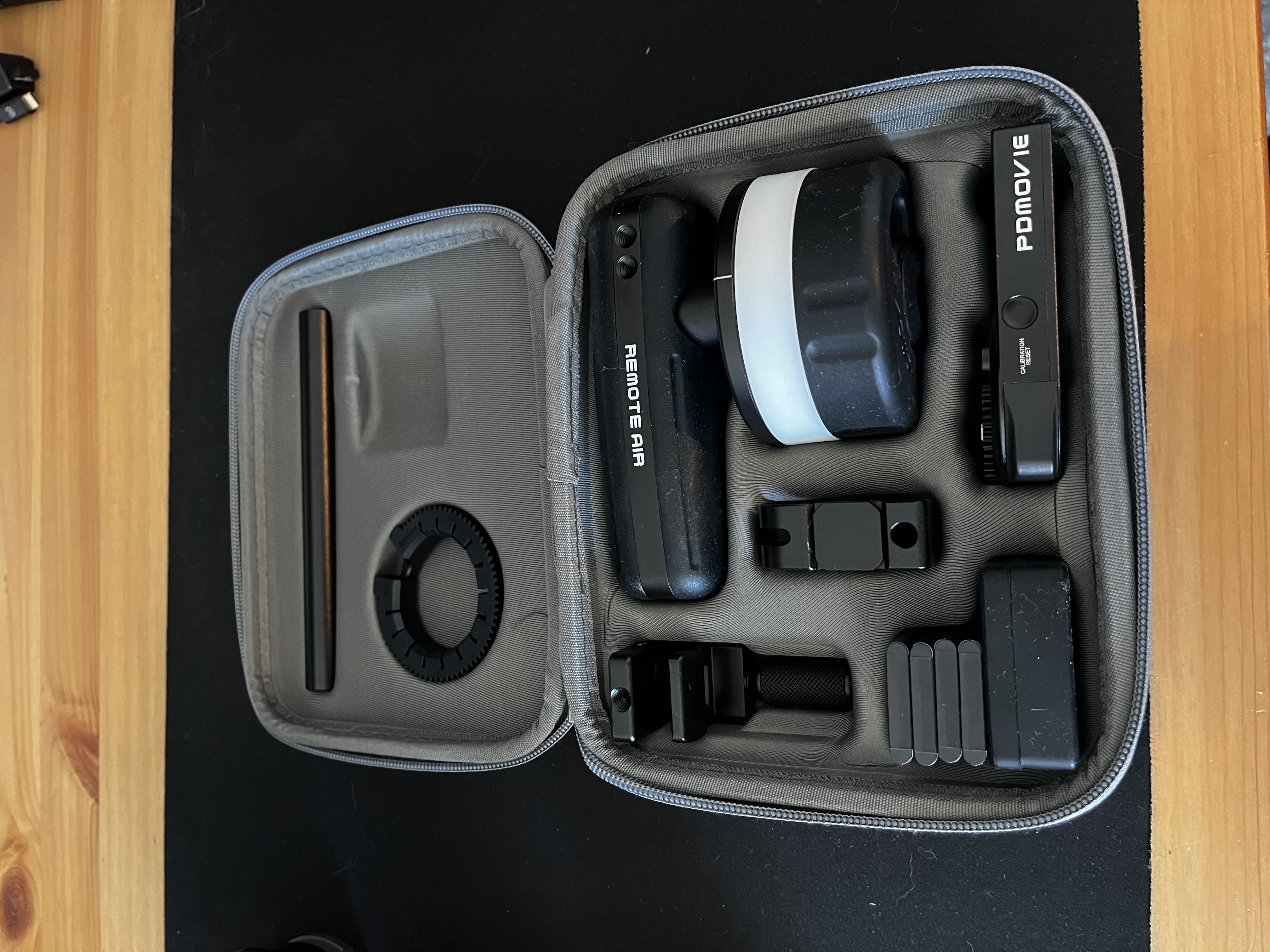 Pdmovie live air 3 smart - follow focus system with lidar
