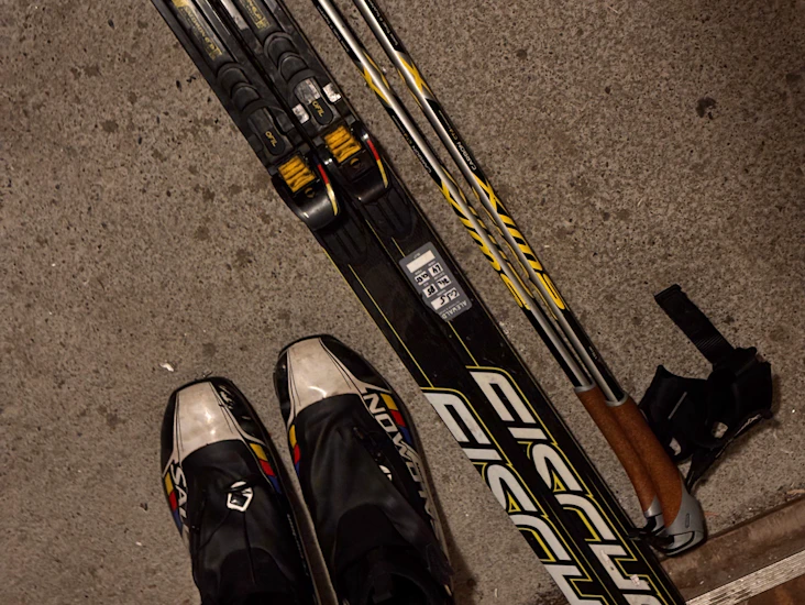 Cross country ski kit for tall person