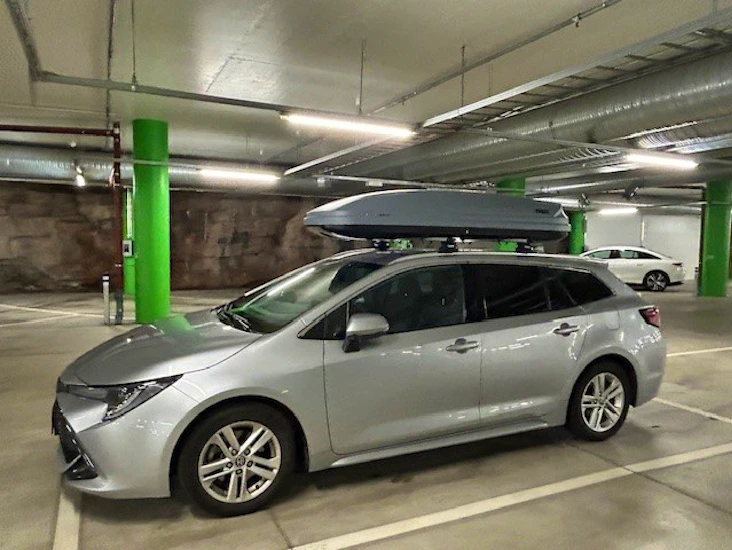 Vuokrataan suksiboksi / ski box for rent