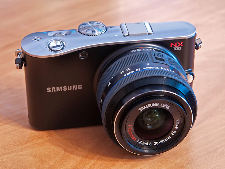 Samsung nx100