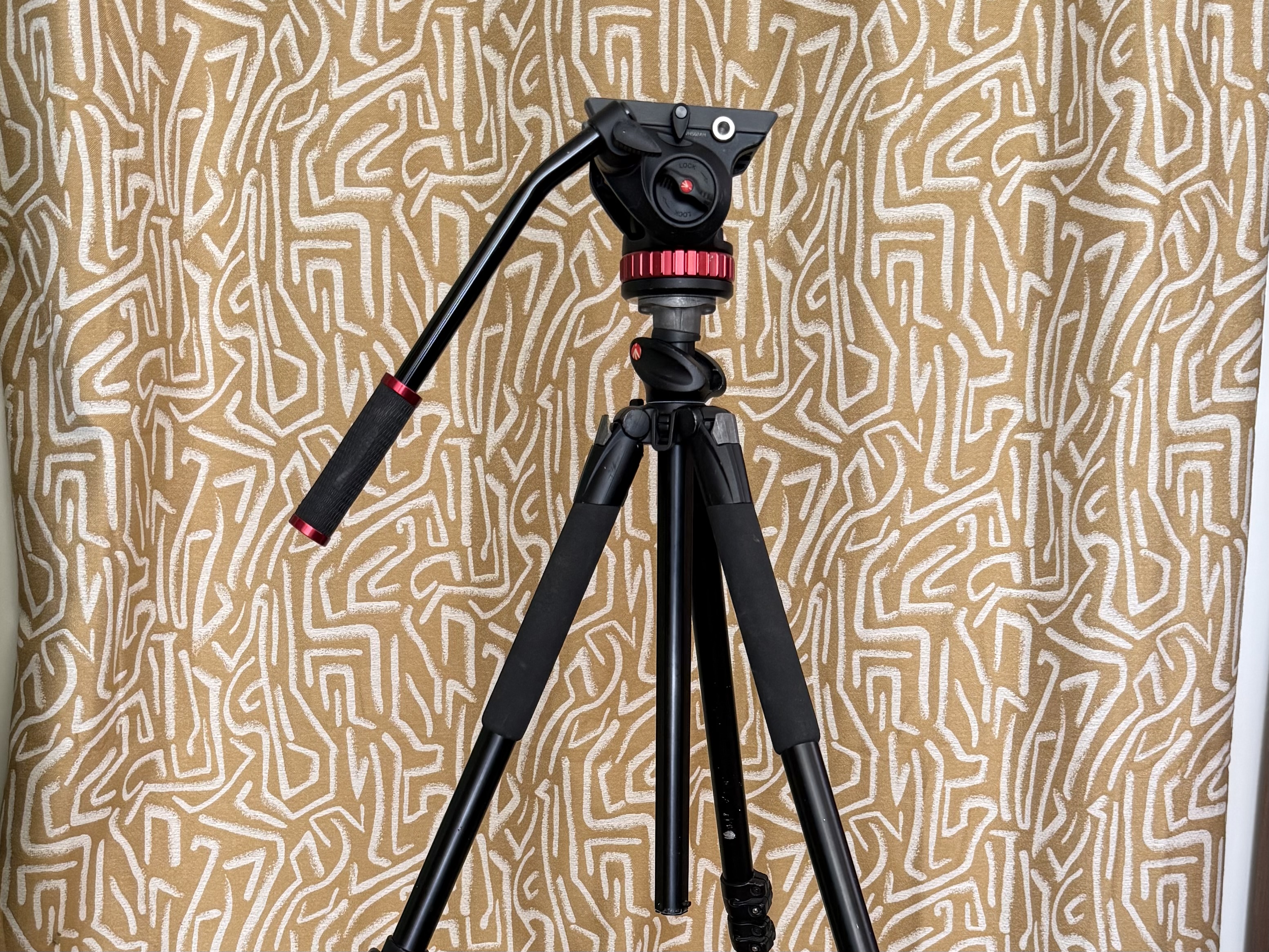 Manfrotto tripod and fluid head