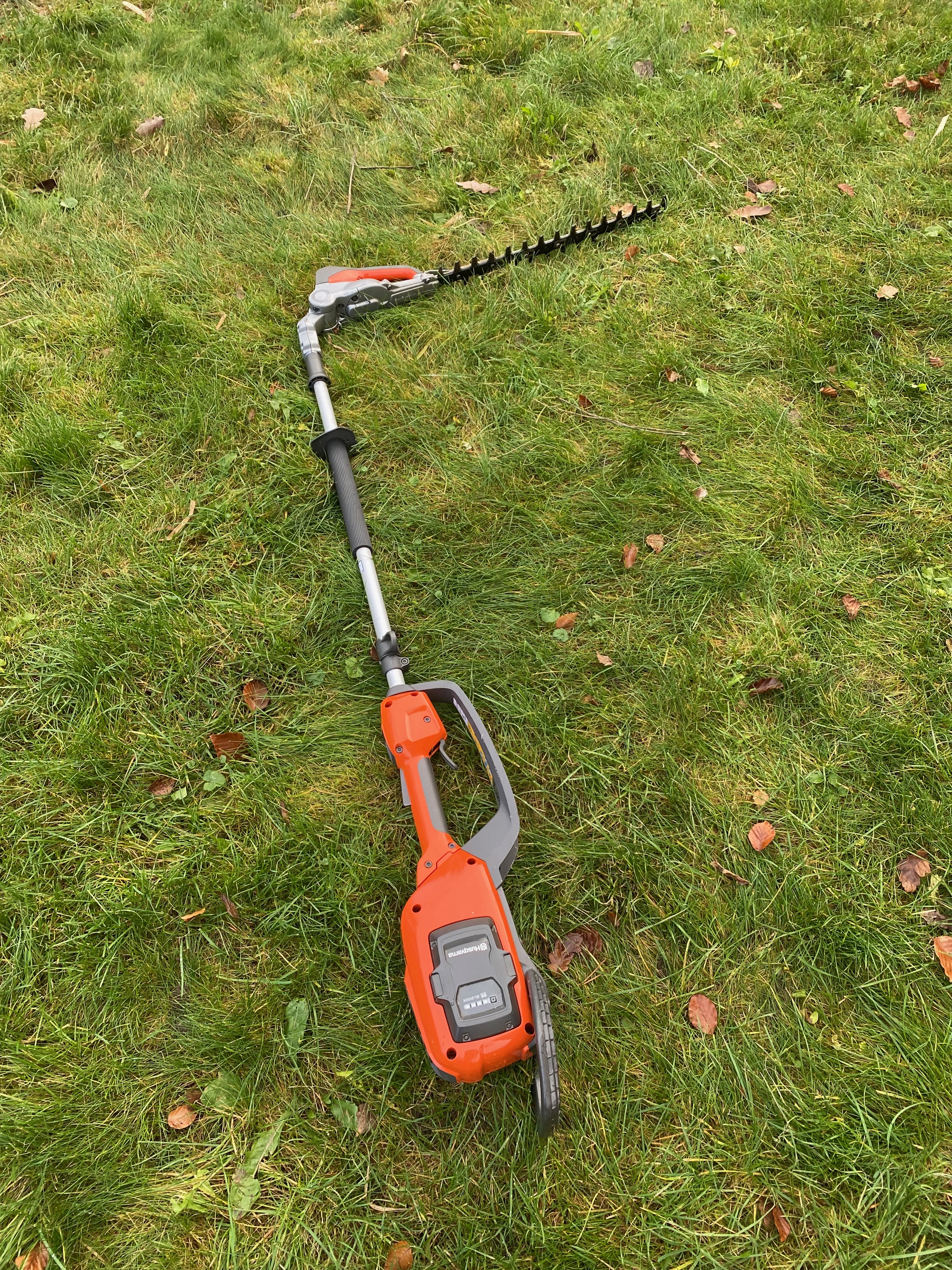 Batteridriven stånghäcksax husqvarna 536lihe3