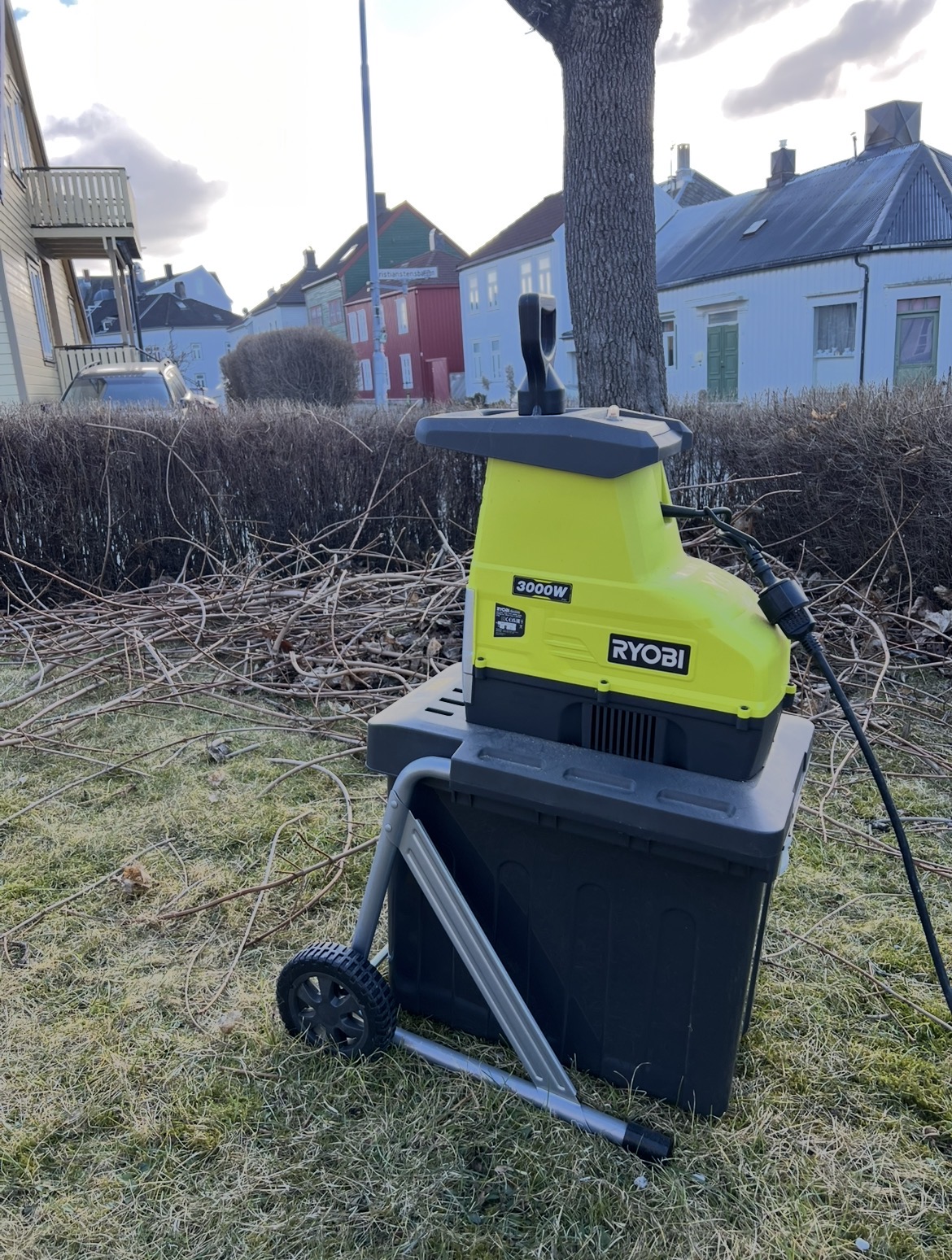 Kompostkvern 3000w (ryobi) – kraftig og effektiv
