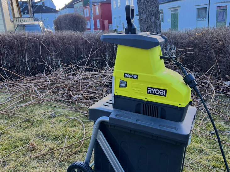 Kompostkvern 3000w (ryobi) – kraftig og effektiv
