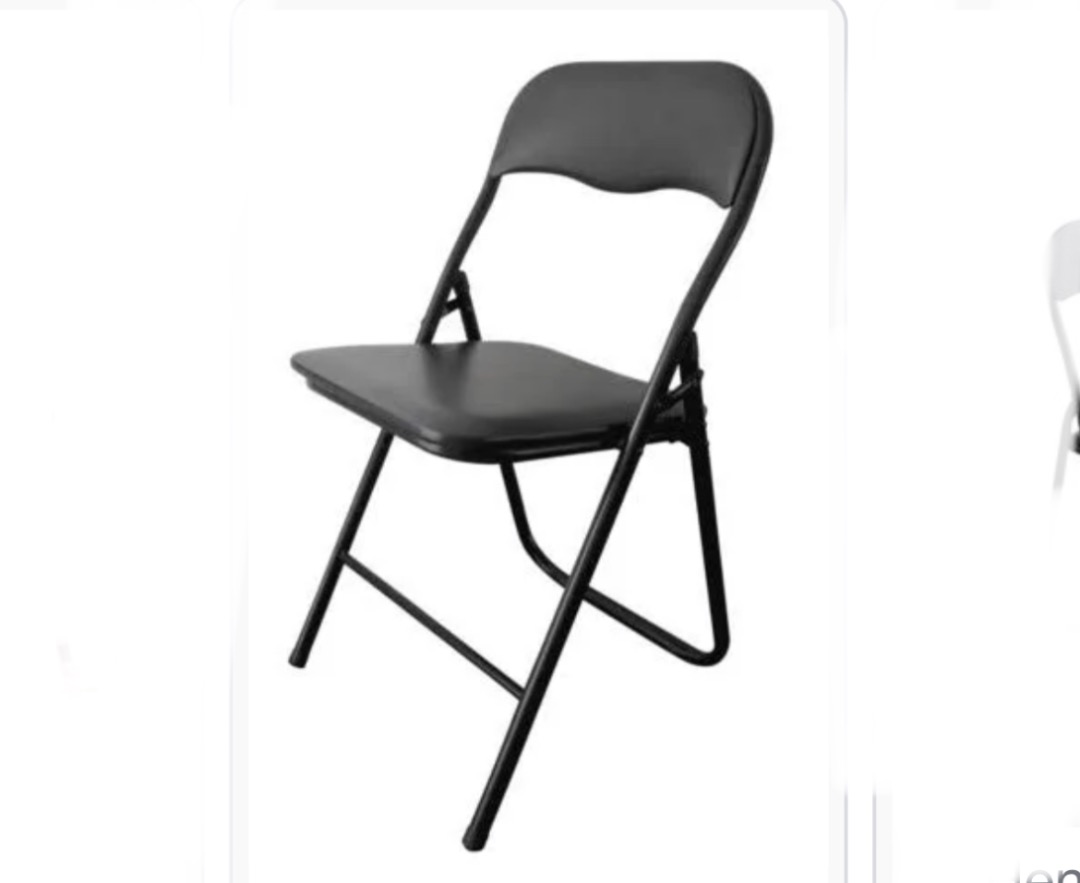12 stk klappstoler leies ut
