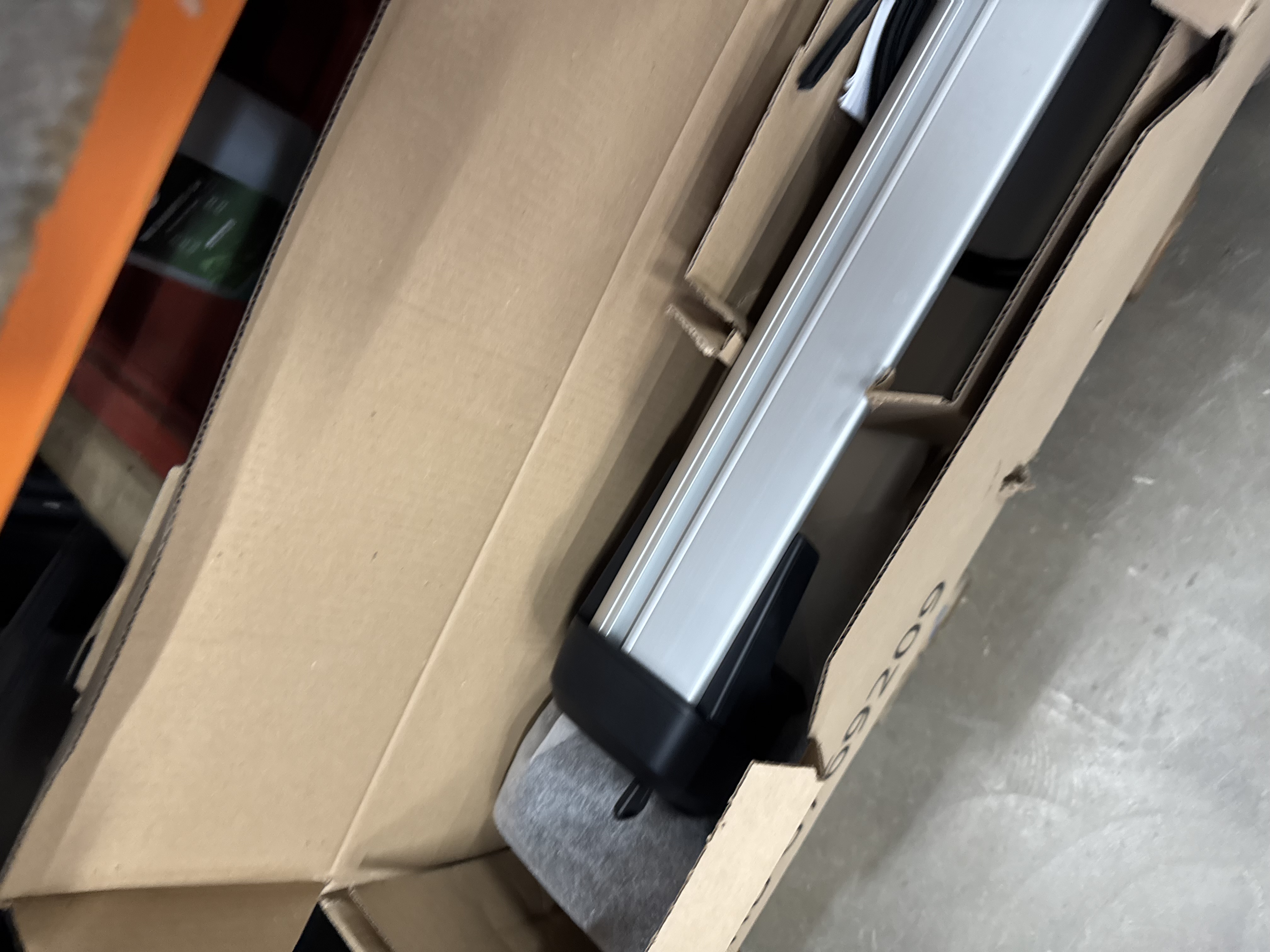 Takräcken volvo ex40