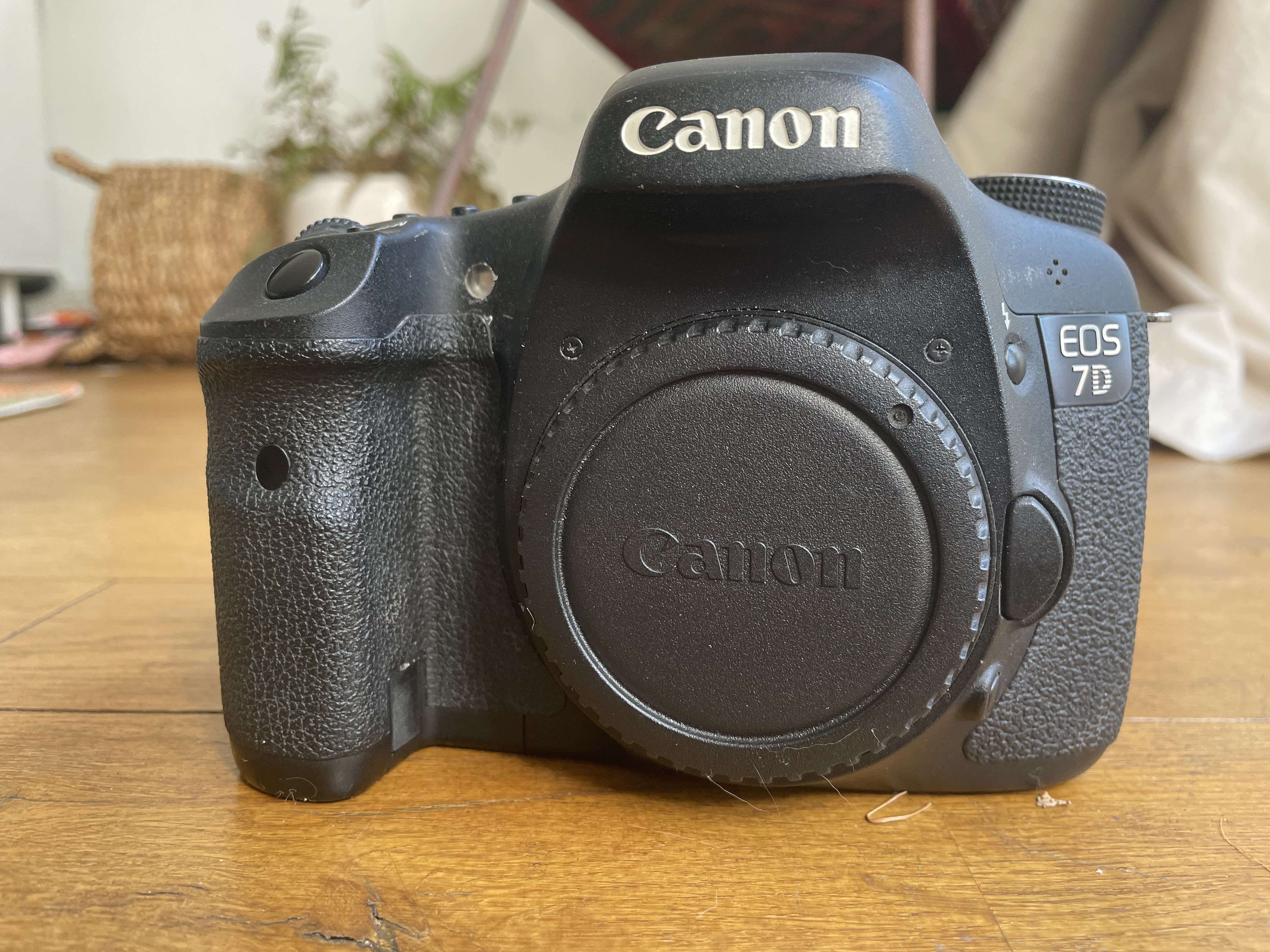Canon 7d body