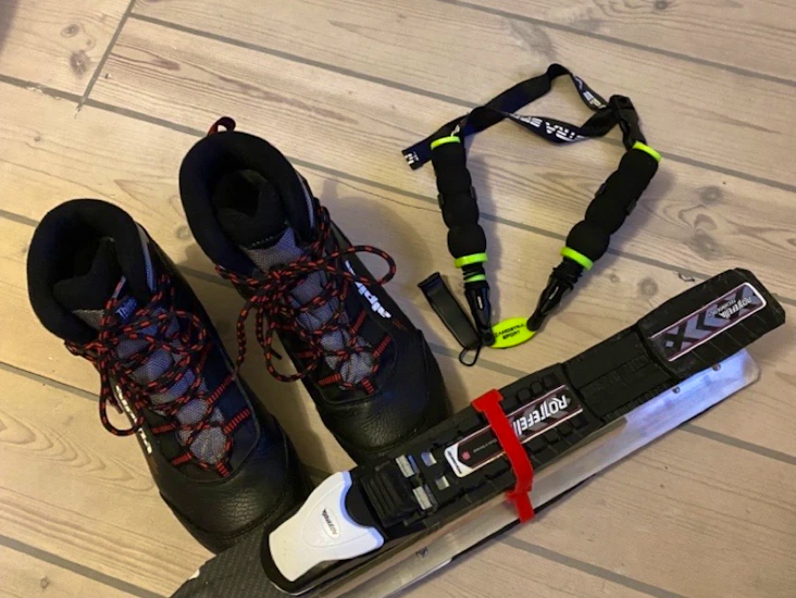 Långfärdsskridskor strl 40