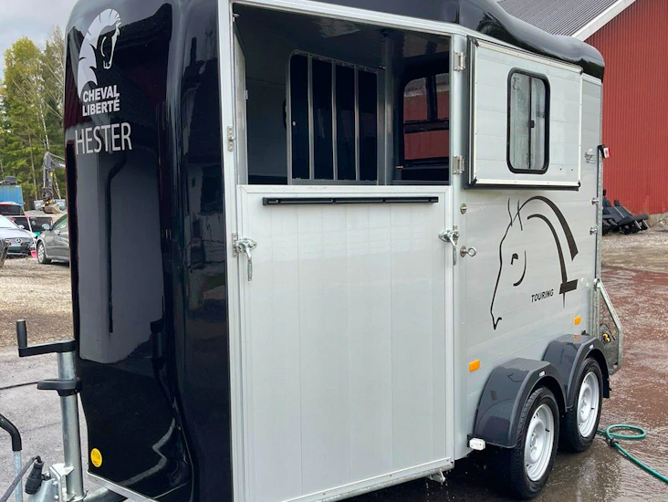 Luksus hestehenger fullspekket med utstyr (cheval liberte touring country)