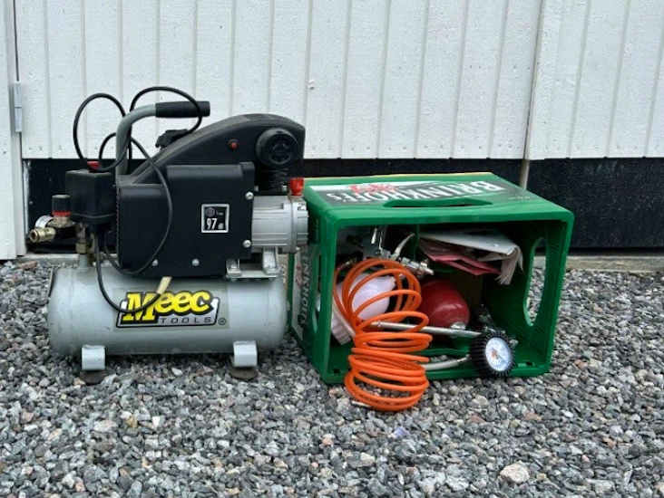 Kompressor med diverse tillbehör, 8bar