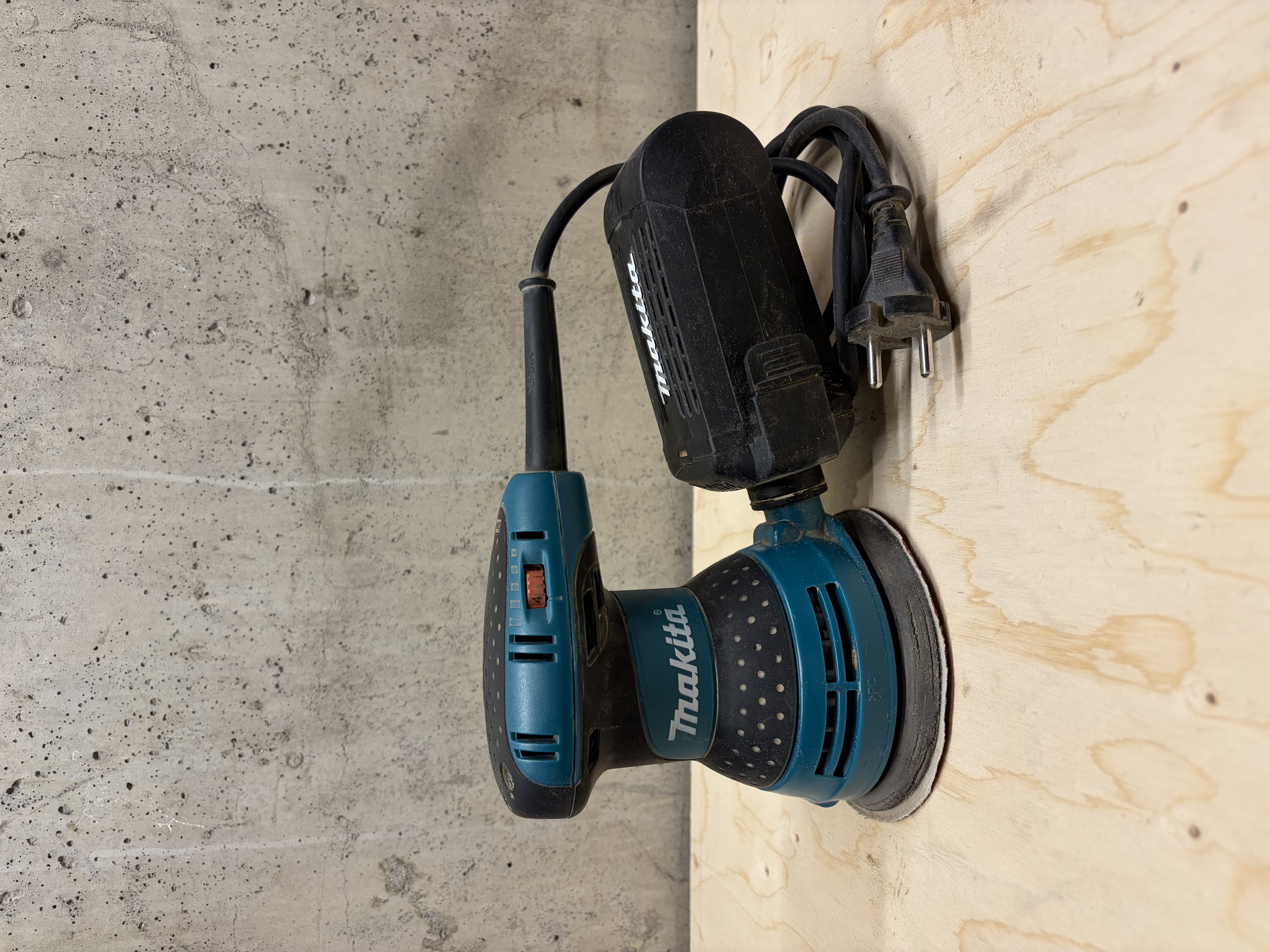 Makita eksentersliper