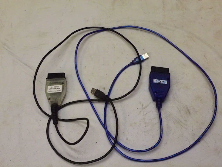 Bmw obd2-usb kablar, carly och bmw inpa.