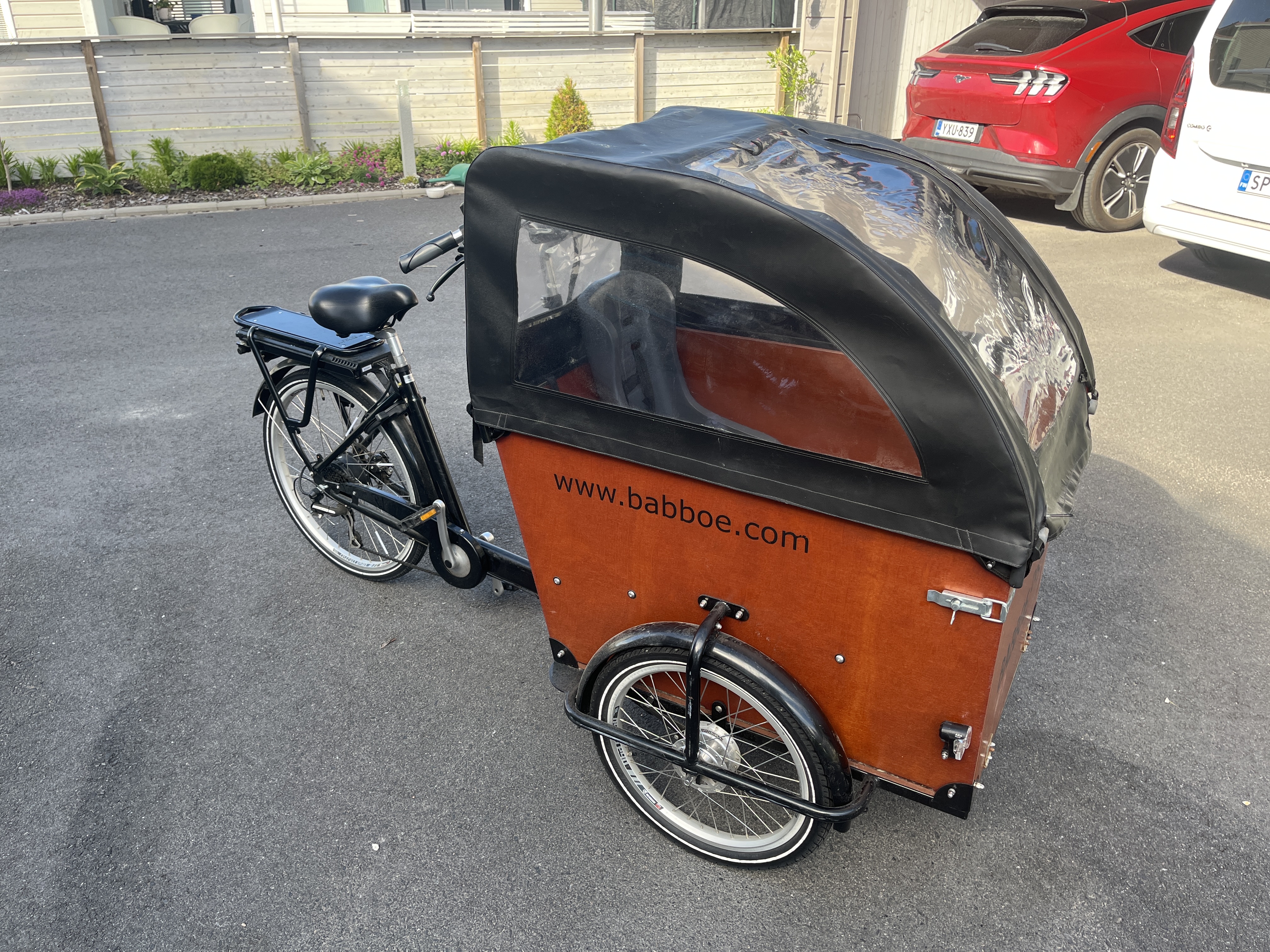 Babboe dog e-bike