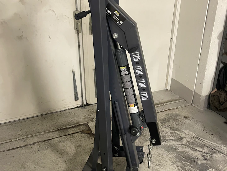 Verkstadskran motorlyft