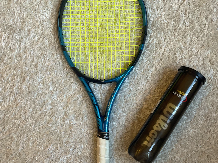 Tennisracket + tennisbollar