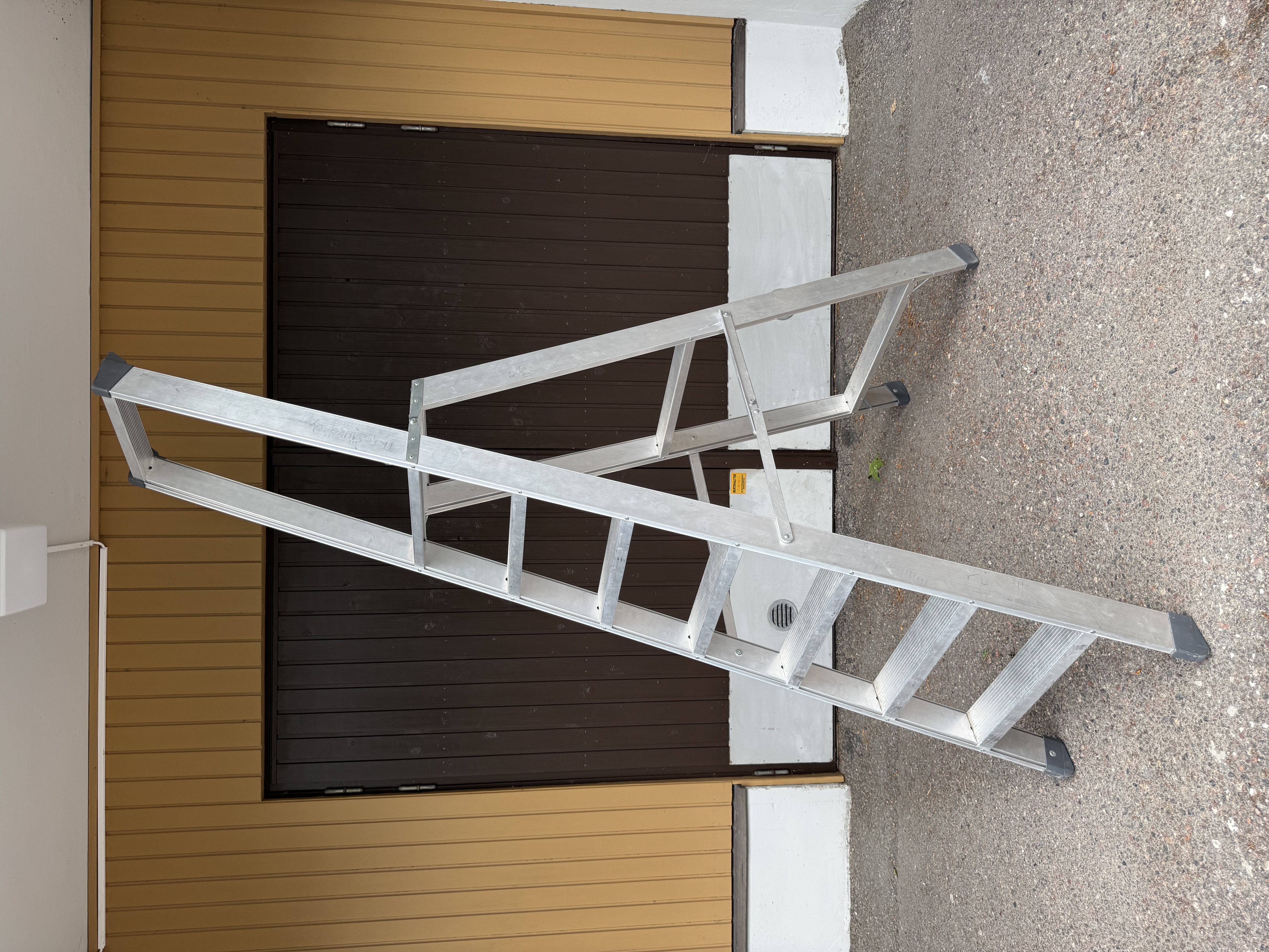 A-tikkaat 152cm tasokorkeus
