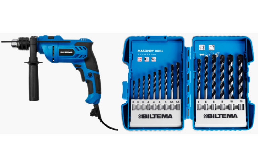 Slagborrmaskin med 15 bits betongborrsats