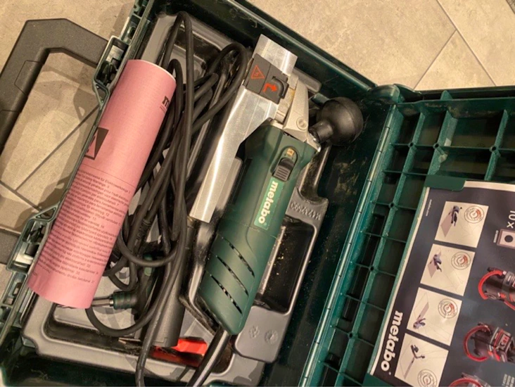 Lackfräs -metabo lf724s