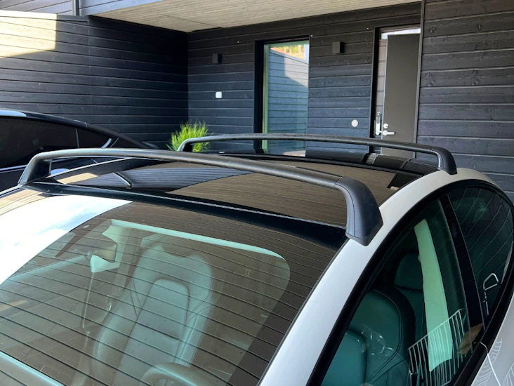 Tesla model 3 kattotelineet (alkuperäiset)