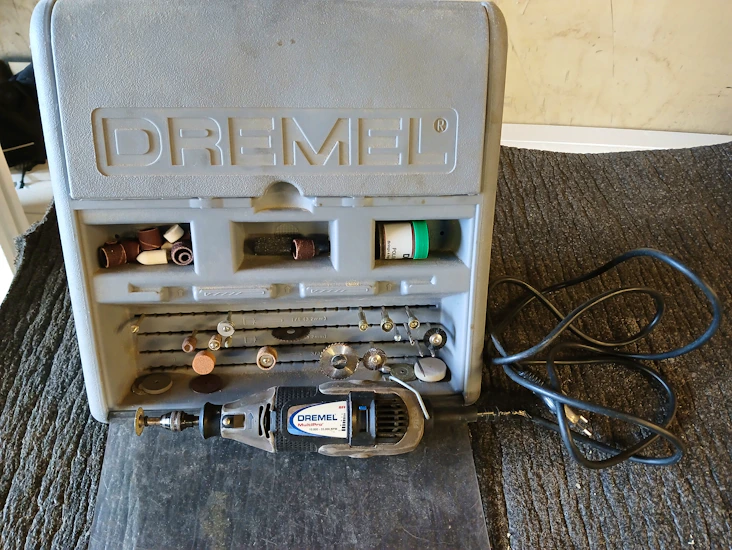 Dremel slipe-/skjæreverktøy
