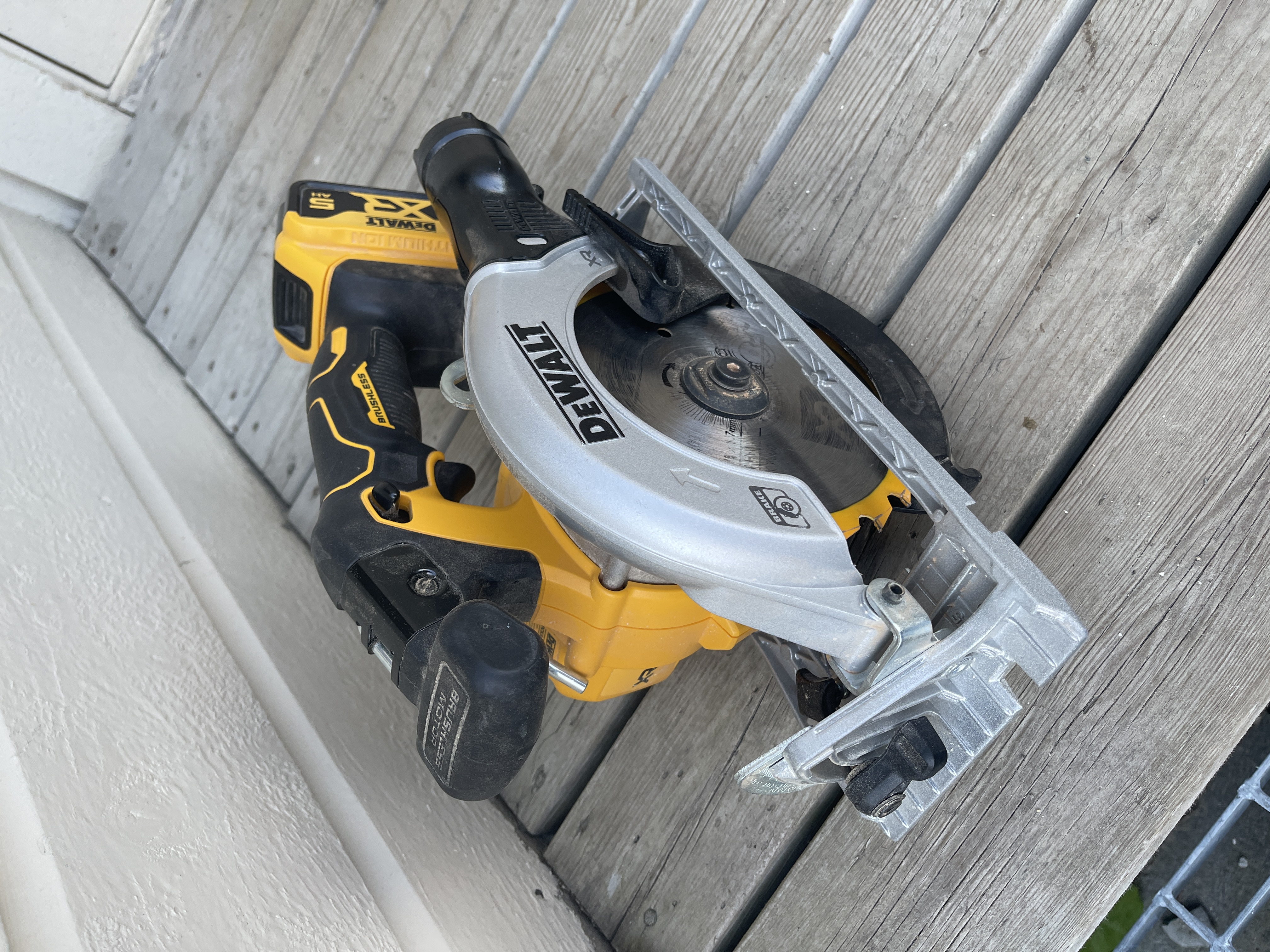 Dewalt