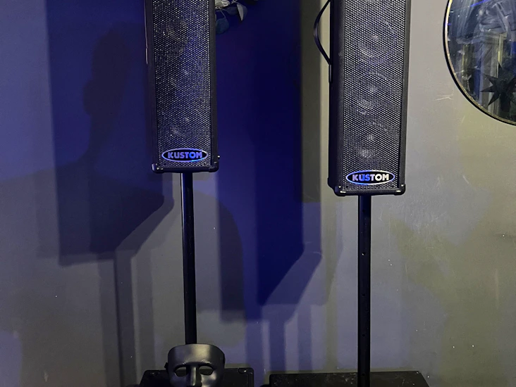 Komplett pa-system för event – kustom pa100t x2, alto tssub12 och behringer b1200d-pro
