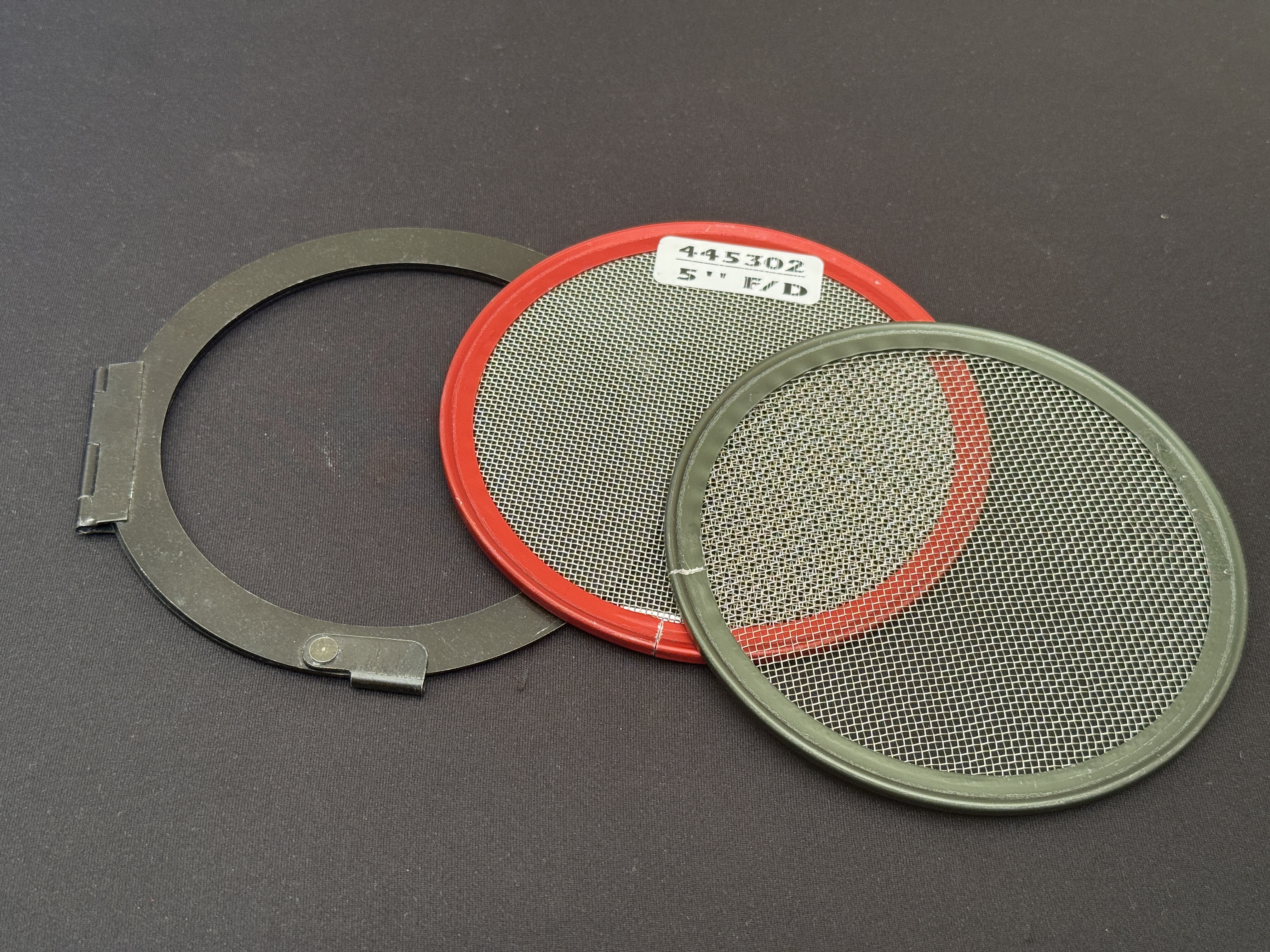 Set of scrims for 300w tungsten lights