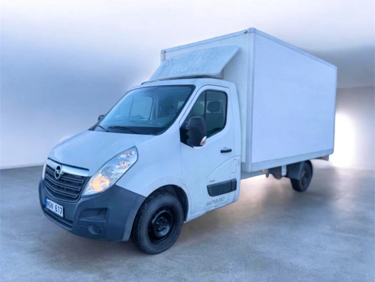 Lätt lastbil med bakgavellyft